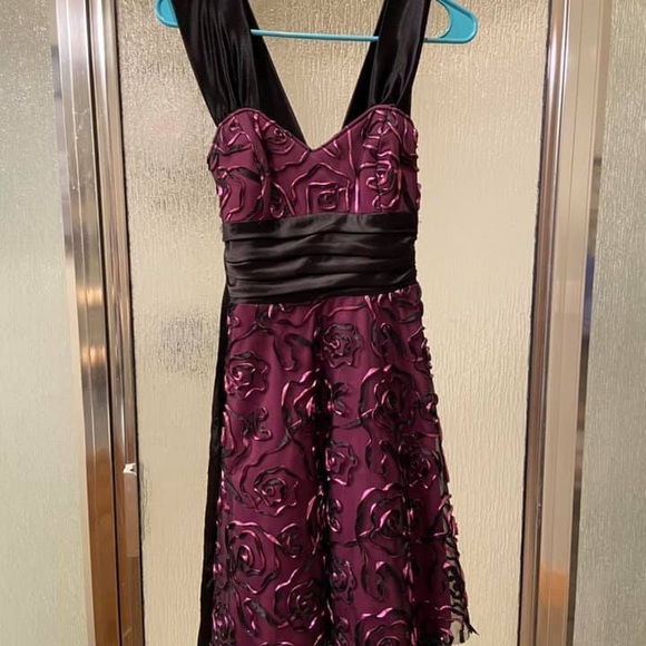 Prom Dress - Picture 2 of 2